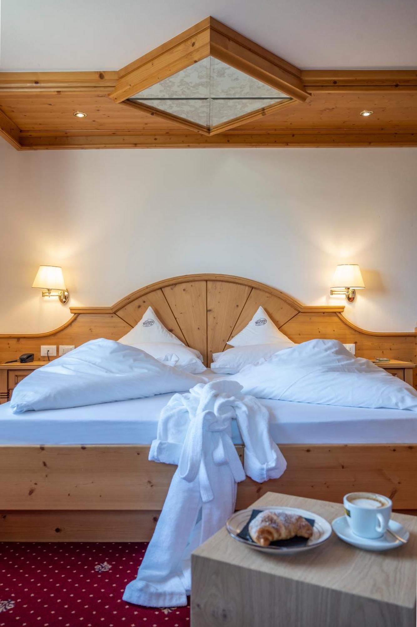 Hotel Bellavista Алпе ди Сиуси Екстериор снимка