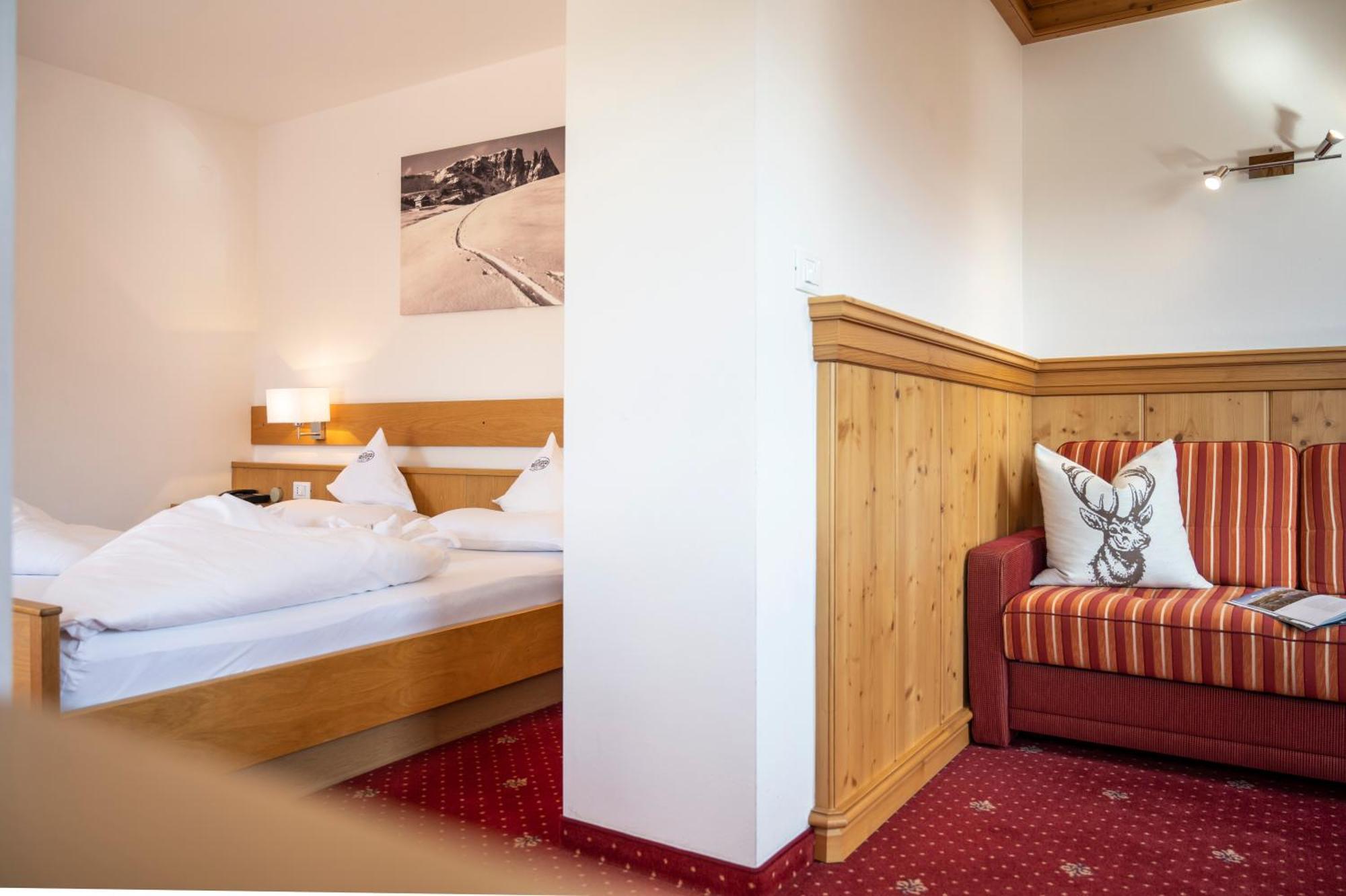 Hotel Bellavista Алпе ди Сиуси Екстериор снимка
